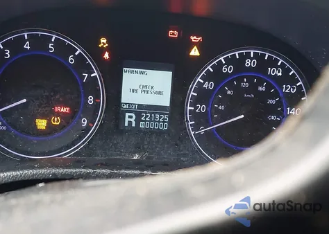 2013 Infiniti G37 Journey z USA, uszkodzony, nr VIN JN1CV6AP5DM302138